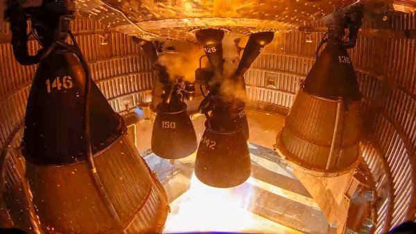 SpaceX'in Yeni Starship'i Fırlatma Öncesi Testte İlk Kez Ateşlendi