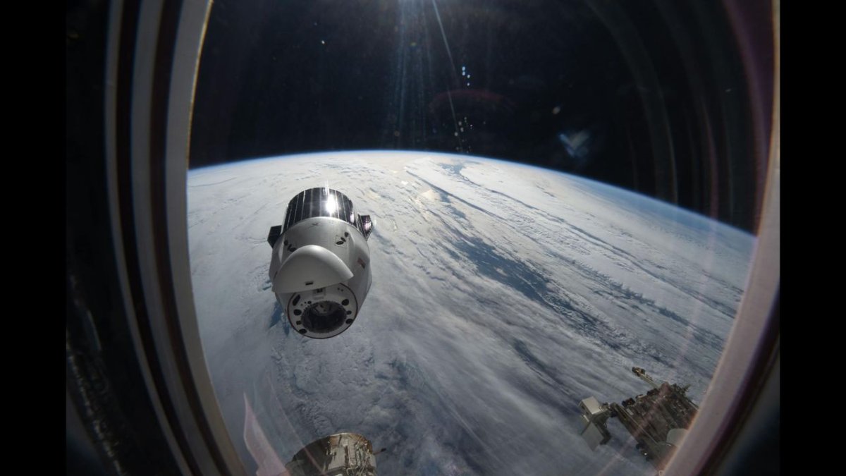 SpaceX Dragon, ISS'ye Veda Ediyor | 23 Haziran 2026 Günün Uzay Fotoğrafı