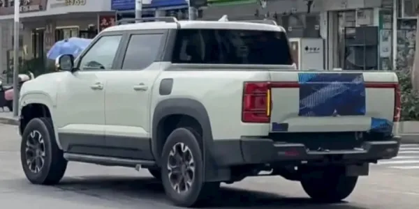 BYD'nin Pikap Aracı Çin'de Farklı Bir Görünümle Görüntülendi