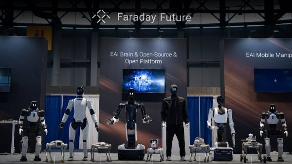 15'ten Fazla Araba Satan Faraday Future, Şimdi Robot Satmak İstiyor