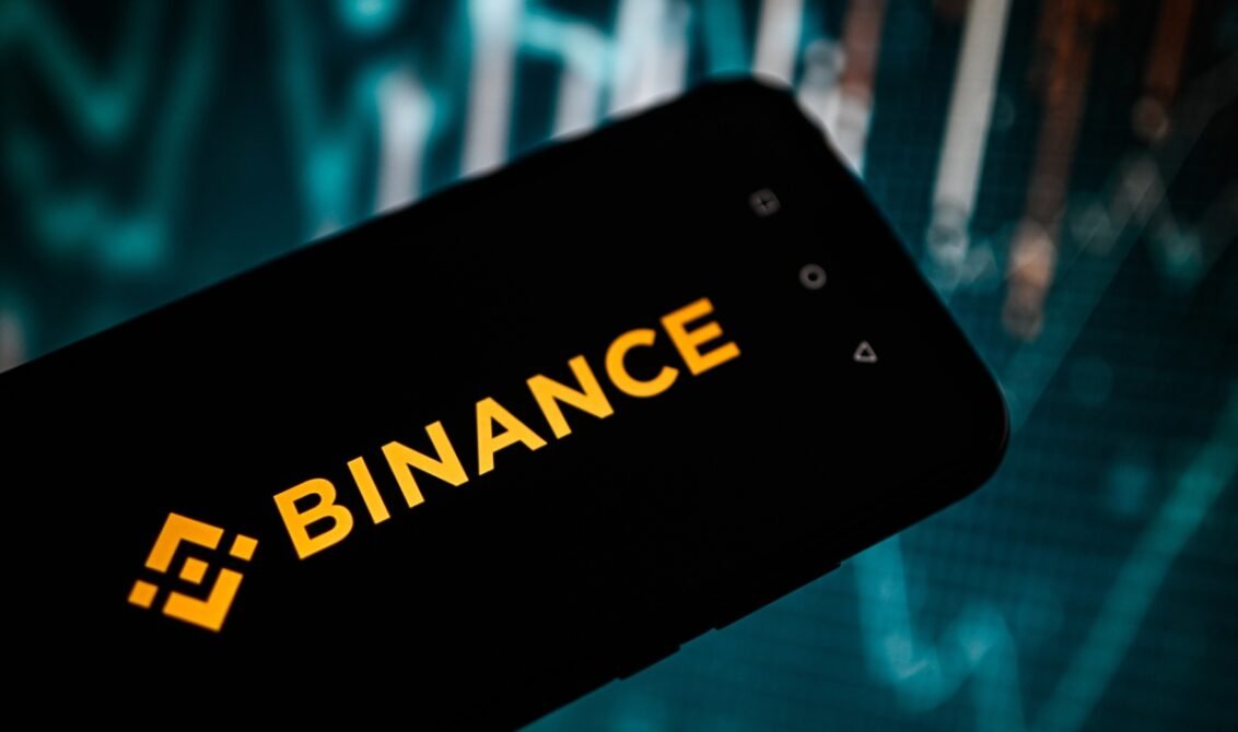 Binance AB'de hizmetlerini askıya alıyor: Müşterilere e-posta gönderildi