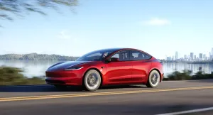 Tesla, fiyat indirimlerinin ardından alıcılara ikinci el değer garantisi sunuyor