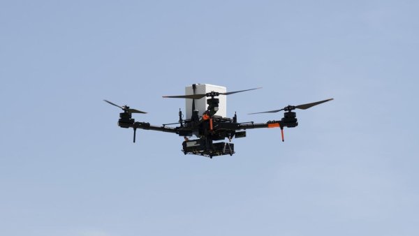 İnsan Böbreği Taşıyan Drone: Organ Nakli için Geleceğin Çözümü mü?