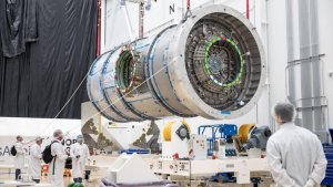 NASA, Northrop Grumman'dan Ay Modülü HALO Çalışmalarını Durdurmasını İstedi