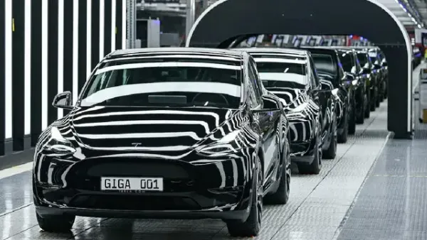 Tesla, Berlin Fabrikasında Üretimi Artıracak!
