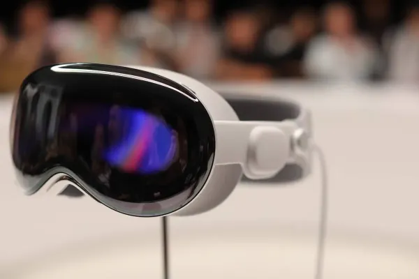 Apple Vision Pro Sorumlusu OpenAI'a Katılıyor