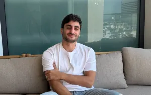 Vibe Kodlama Platformu Base44, Kendi AI Modelini Lansmanını Gerçekleştirdi
