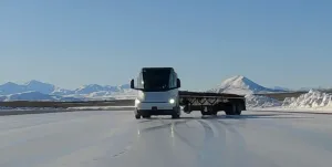 Tesla Semi Buzda Kayıp Kontrolü Muhteşem Şekilde Toparladı
