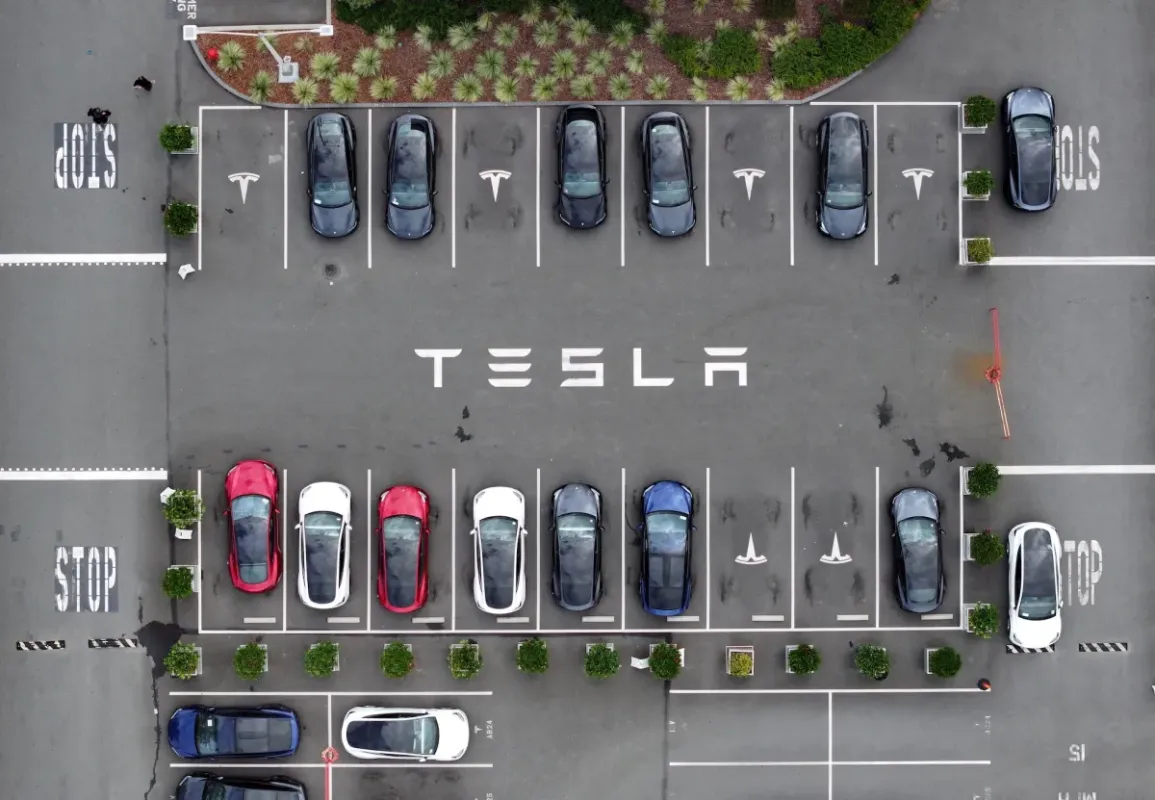 Tesla, Ölümcül FSD Kazası Davasını Uzlaşmayla Sonlandırdı, Federal Soruşturmalar Sürüyor
