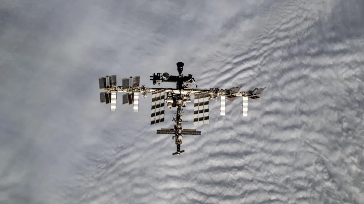 ISS'deki Hava Sızıntısı Kötüleşti: NASA'dan Güncelleme, Mürettebat Güvenlik Önlemi Aldı