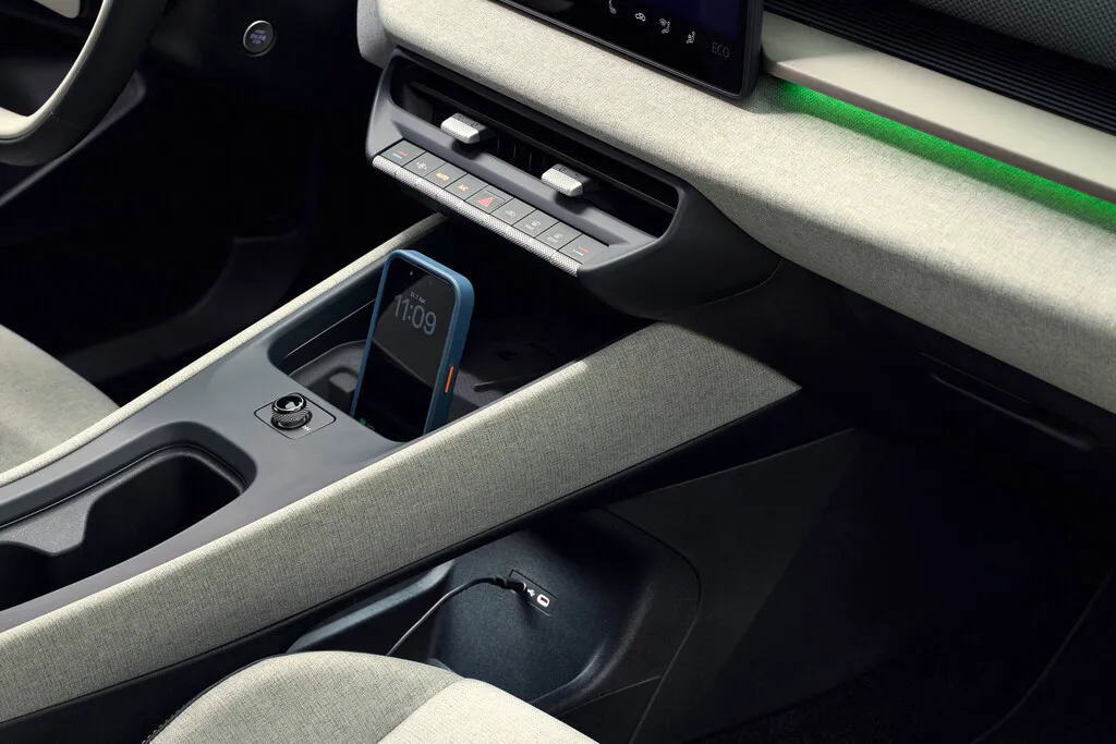 Volkswagen-ID-Cross-EV-interior