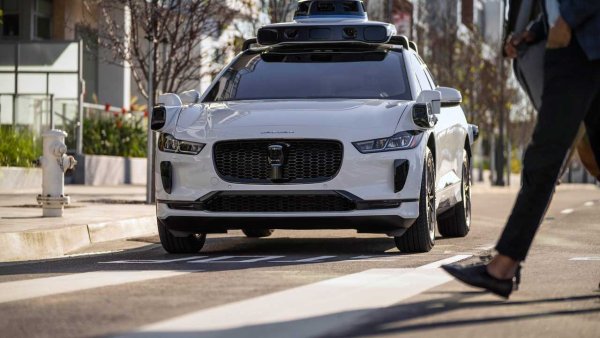Waymo'nun Robotaksilerinin Park Sorunu: Binlerce Dolar Ceza