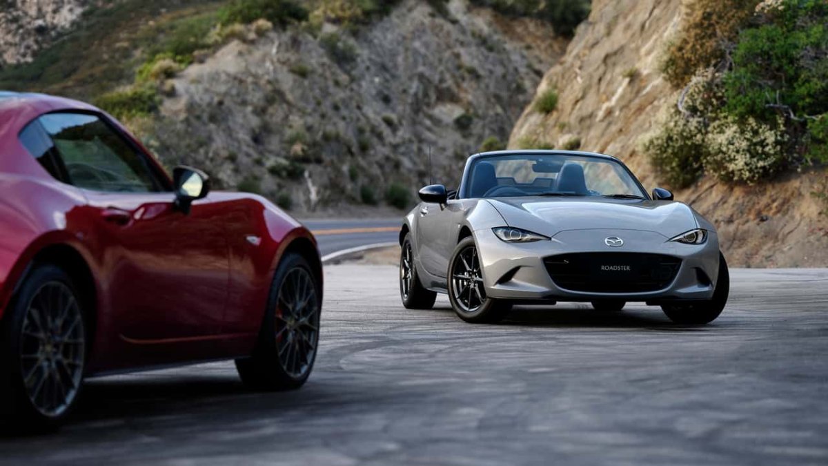 Yeni Mazda MX-5 Miata Elektrikli Olmaya Hazır Olacak