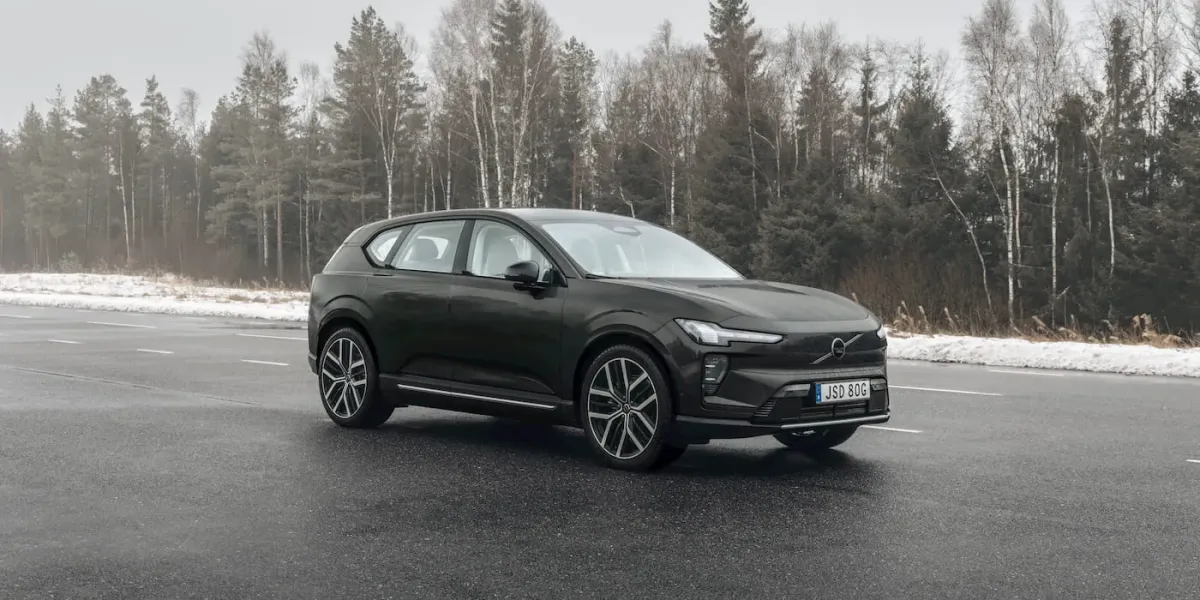 Volvo, EX50 İsmini Tescil Ettirdi: Yeni Elektrikli Araç Hakkında Bilinenler