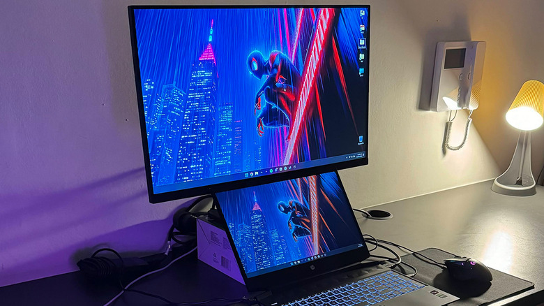 Dizüstü bilgisayar ve monitörle çift ekran kurulumu
