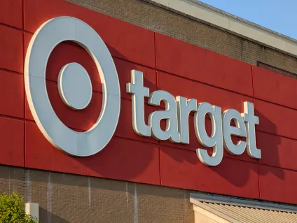 Target, CEO Perakende Dönüşümünü Hızlandırırken Kurumsal Strateji Ekibini Küçültüyor