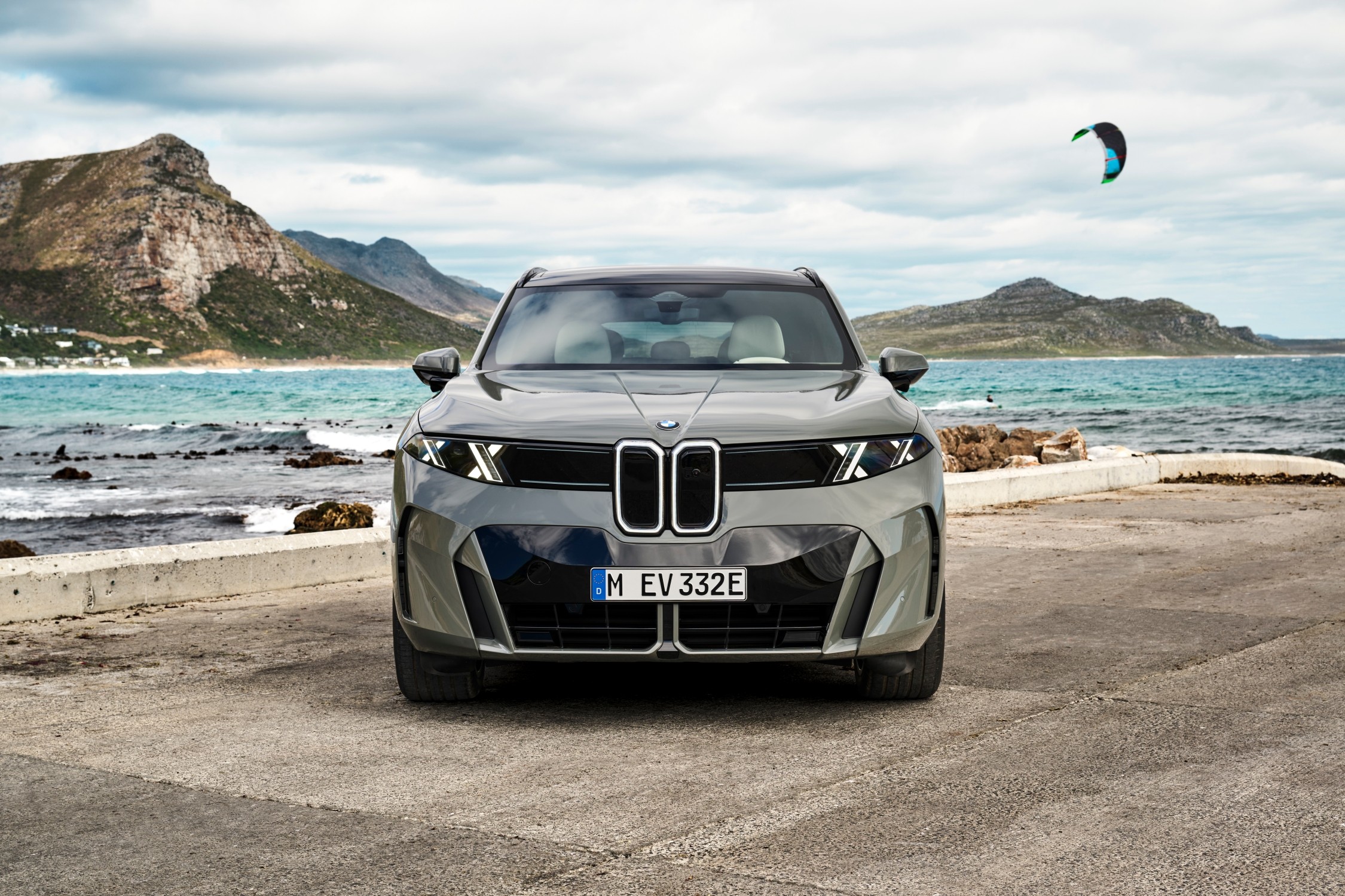 BMW-iX5-60-debut-range