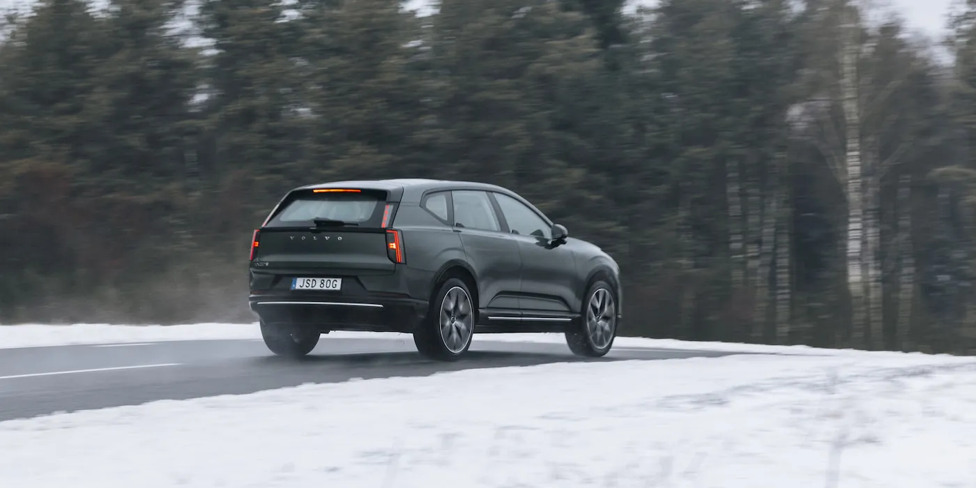 Volvo-EX60-EV