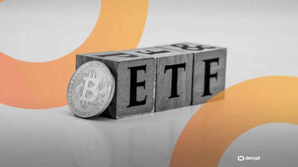 Bitcoin ETF'leri bir günde neredeyse 1 milyar dolar aldı, ortalama yatırımcı kârda döndü
