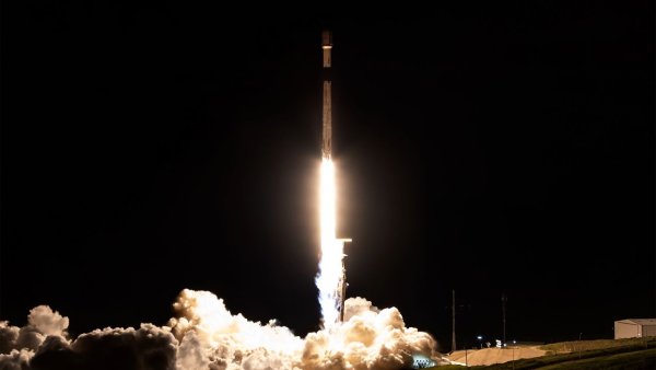 SpaceX, 30 Temmuz'da Gizli ABD Casus Uydusu Fırlatacak: Canlı İzleyin