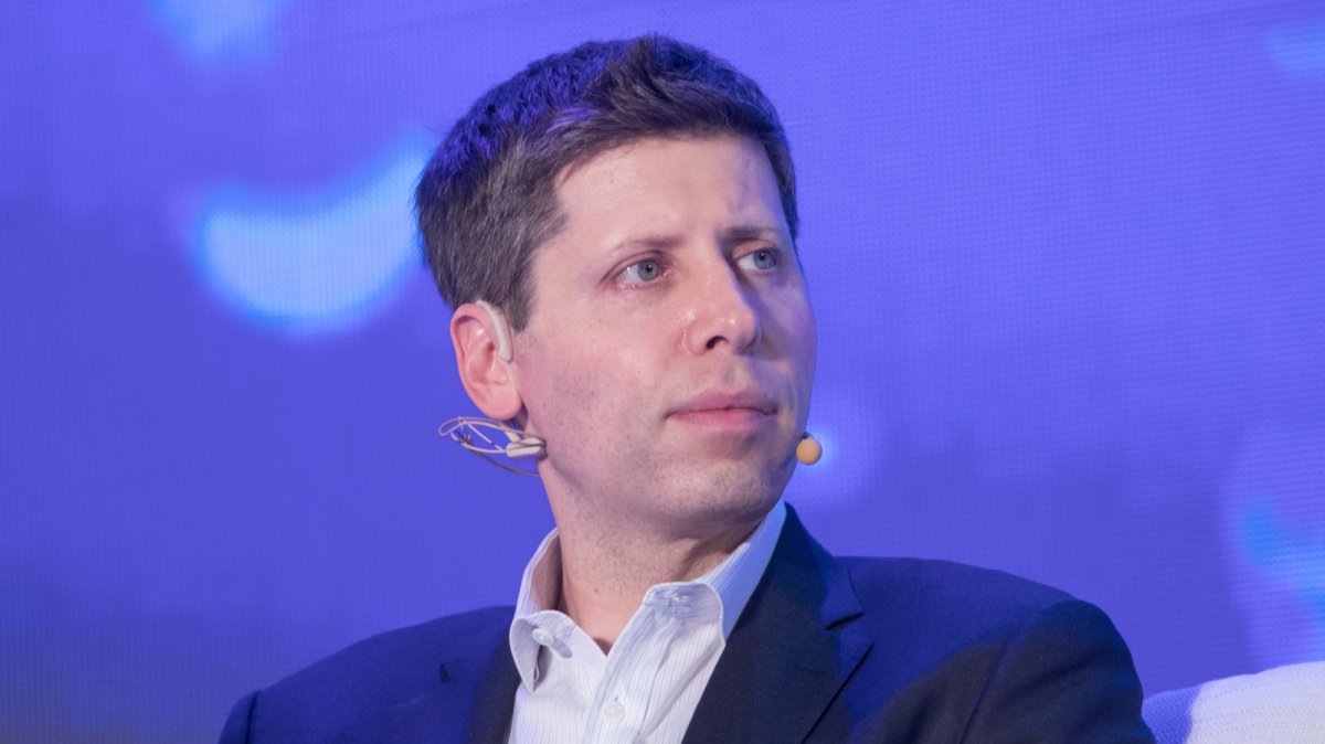 OpenAI'nin İlk Cihazı 'İnsan Benzeri' Şarj Edilebilir Bir Hoparlör Olacak