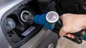 Toyota ve BMW, Yenilenebilir Benzin ile EV'lere Alternatif Test Ediyor