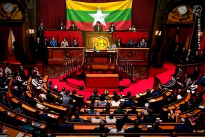 Senatör Lummis, Ağustos Tatilinden Önce CLARITY Yasa Tasarısı İçin Oylama Baskısını Sürdürüyor