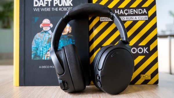 Skullcandy Crusher 1080 incelemesi: Haptic bas ve sessiz ANC bir arada