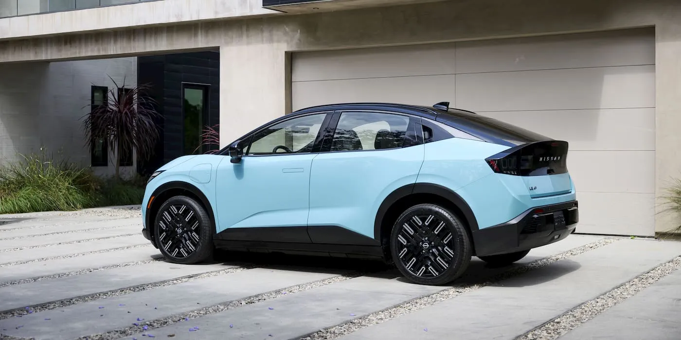 Nissan-recalls-new-LEAF-EVs