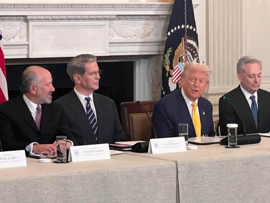 Başkan Trump, Kripto Para Yasasındaki Etik Endişeler İçin Senatörlerle Buluşmaya Hazırlanıyor