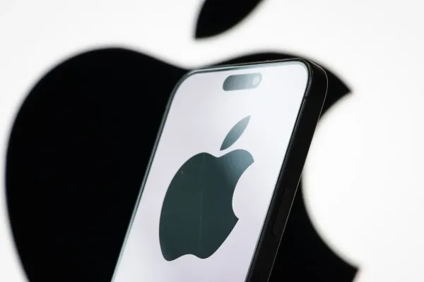 Apple'ın Gizli E-Posta Özelliğinde Bir Hata, Gerçek E-Posta Adreslerini Açığa Vuruyor