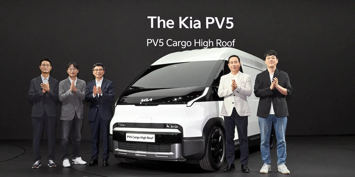 Kia-PV5-High-Roof-spotted