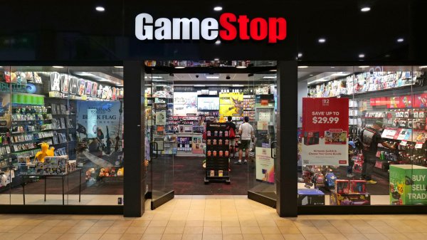 GameStop Pokémon Kartlarına Yüzde 300'ün Üzerinde Zam Yapınca Karaborsacılara Gerek Kalmadı