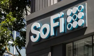SoFi'de Çapraz Satış Büyüyor: Mevcut Üyeler Yeni Ürünlerin %51'ini Oluşturuyor