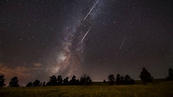 ABD ve Kanada'da Ağustos'taki Parçalı Güneş Tutulması ve Perseid Meteor Yağmurunu Aynı Gezide İzleyebileceğiniz 10 Yer