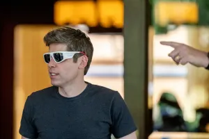Sam Altman'ın Uzay Veri Merkezi Eleştirisi: Uzmanlar Zaten Aynı Fikirde