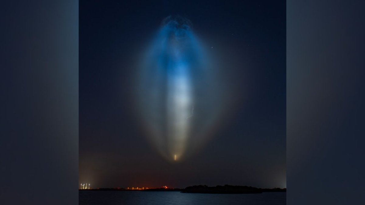 SpaceX Fırlatması Gökyüzünde Renkli 'Denizanası' Oluşturdu | 10 Temmuz 2026 Günün Uzay Fotoğrafı