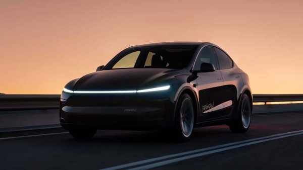Tesla'nın Ultra Parlak Farlarına Geri Çağırma: Yeni Yasa Kalıcı Çözüm Getirebilir