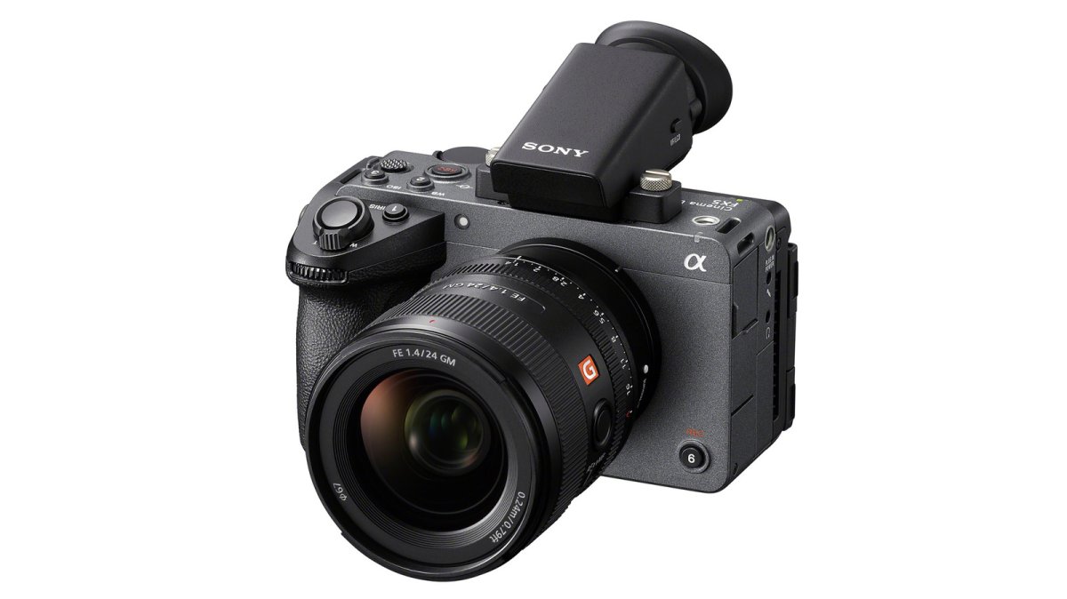 Sony FX5 Sinema Kamera Nihayet Açık Kapak ve RAW 5K Kaydı Sunuyor