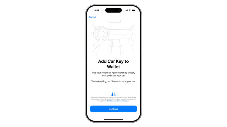 iPhone'a araba anahtarı eklerken Cüzdan uygulamasının gösterdiği ekran görüntüsü.