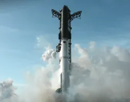 SpaceX, İkinci Starship V3 Fırlatma Denemesini Ateşleme Anında İptal Etti
