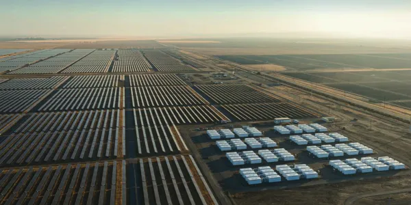 Tesla, Arizona'daki 509 MW'lık Güneş ve Depolama Projesinin Yüzde 90'ını Satın Aldı