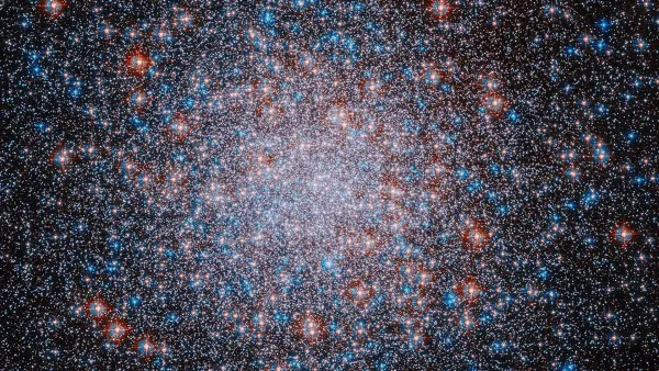 Hubble'dan 500 Bin Yıldızlı Muhteşem Görüntü