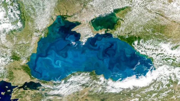 NASA, Karadeniz'in Uzaydan Turkuaz Rengine Büründüğünü Görüntüledi