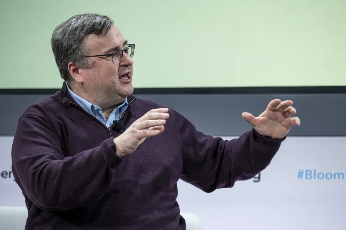 Reid Hoffman ve Marc Pincus'un Kurucu Ortak Olduğu Yeni Yapay Zeka Laboratuvarı Prentis, 100 Milyon Dolar Yatırım İçin Görüşmelerde