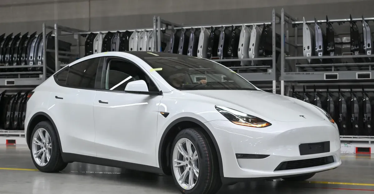 NHTSA, 1,2 Milyon Tesla Aracını Süspansiyon Arızaları Nedeniyle Soruşturuyor