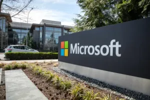 Microsoft, Yapay Zeka Yatırım Maliyetlerini Düşürmek İçin Veri Merkezi Ömrünü Uzattı