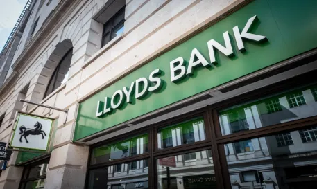 Lloyds Banking Group, 2030'a Kadar Süren Yeni Stratejik Planında Yapay Zekayı Devreye Sokuyor