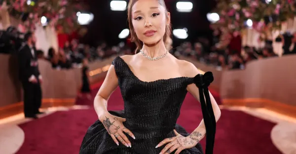 Ariana Grande, Şarkılarını ve Videolarını Sızdıran Bilgisayar Korsanlarına Dava Açtı