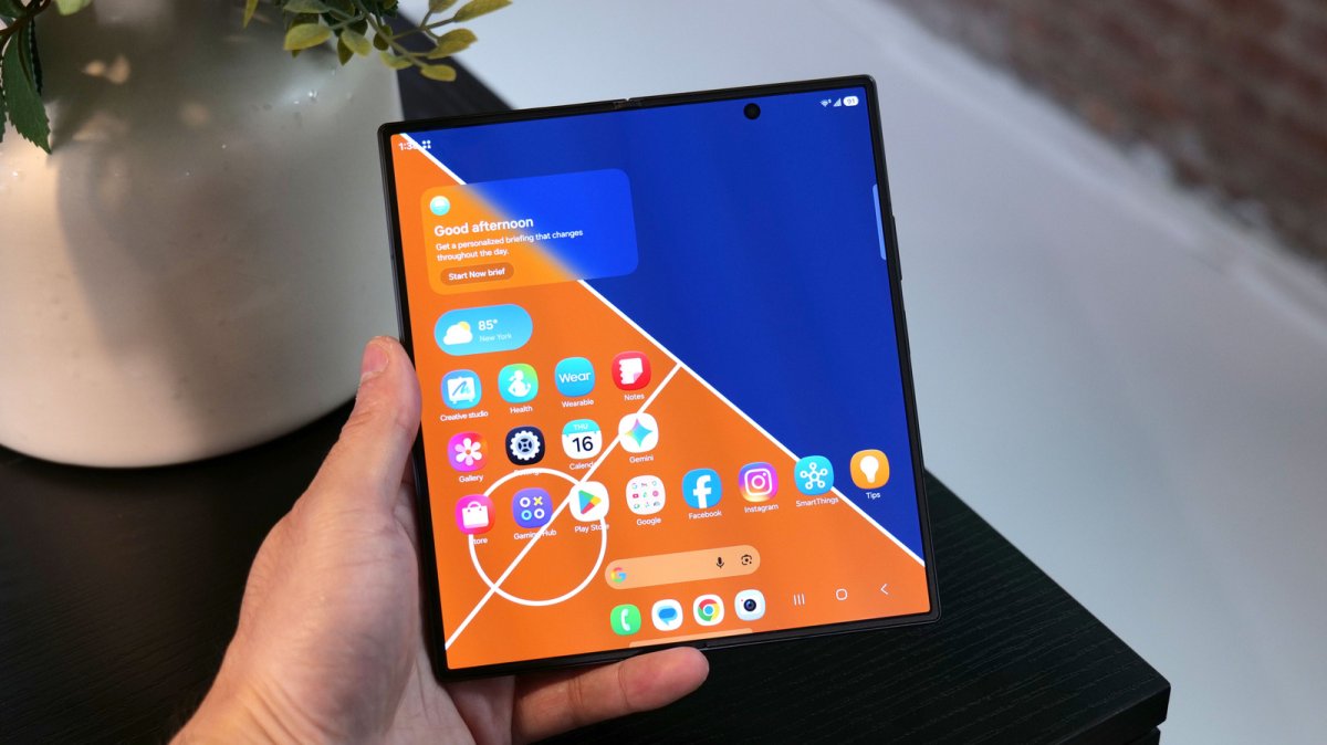 Samsung Galaxy Z Fold 8 Ultra vs Galaxy S26 Ultra: Hangisi Daha İyi Ultra?